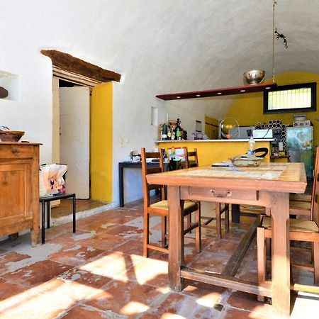 Stunning Home In St-Hippolyte-Du-Fort With Wifi Saint-Hippolyte-du-Fort Exterior photo